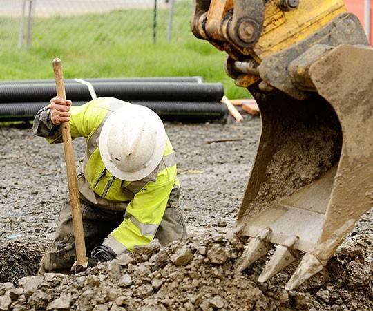Земляные работы в Обнинске и  Калужской области